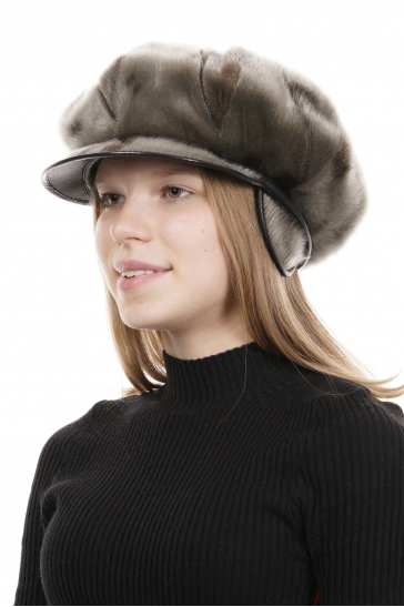 Шапка женская из нерпы