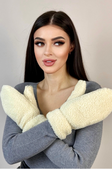 Варежки женские